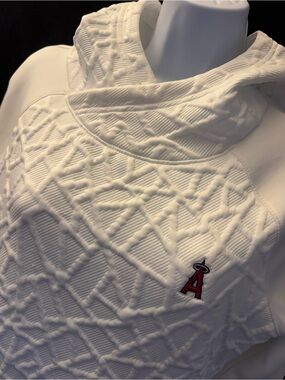 Los Angeles Angels Women’s White Textured Hoodie MLB Levelwear Medium